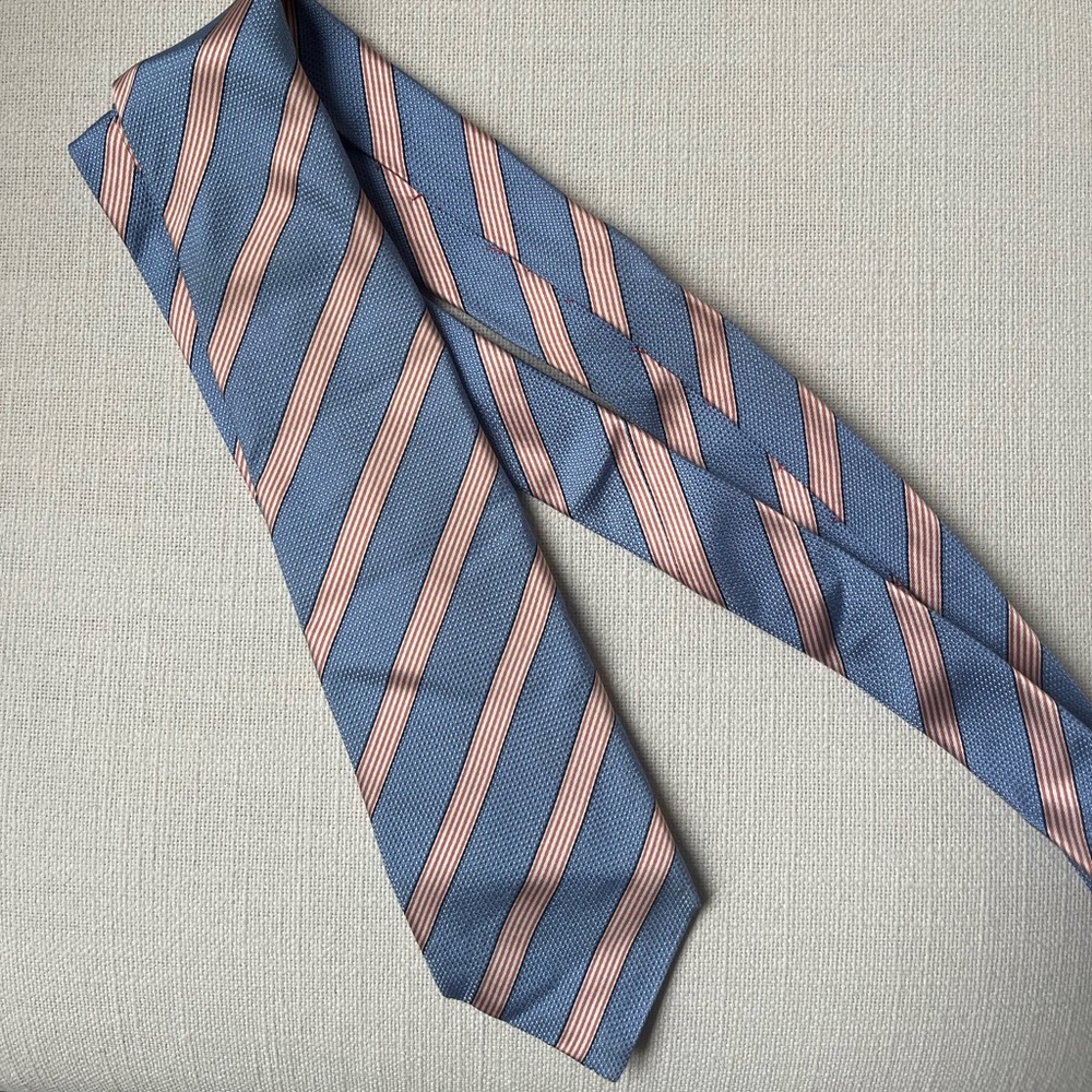 Isaia blue striped tie